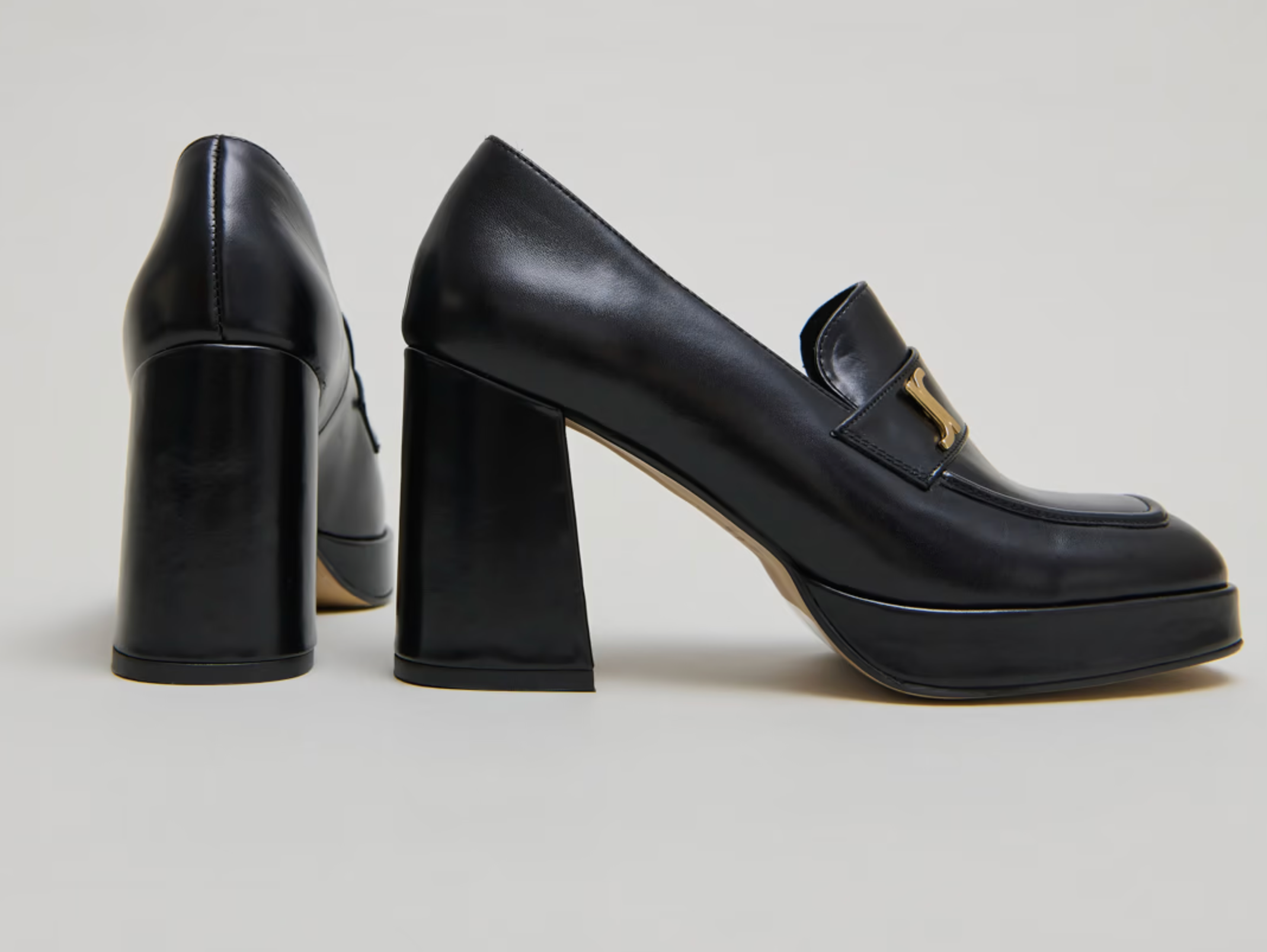 Mocassins avec monogramme