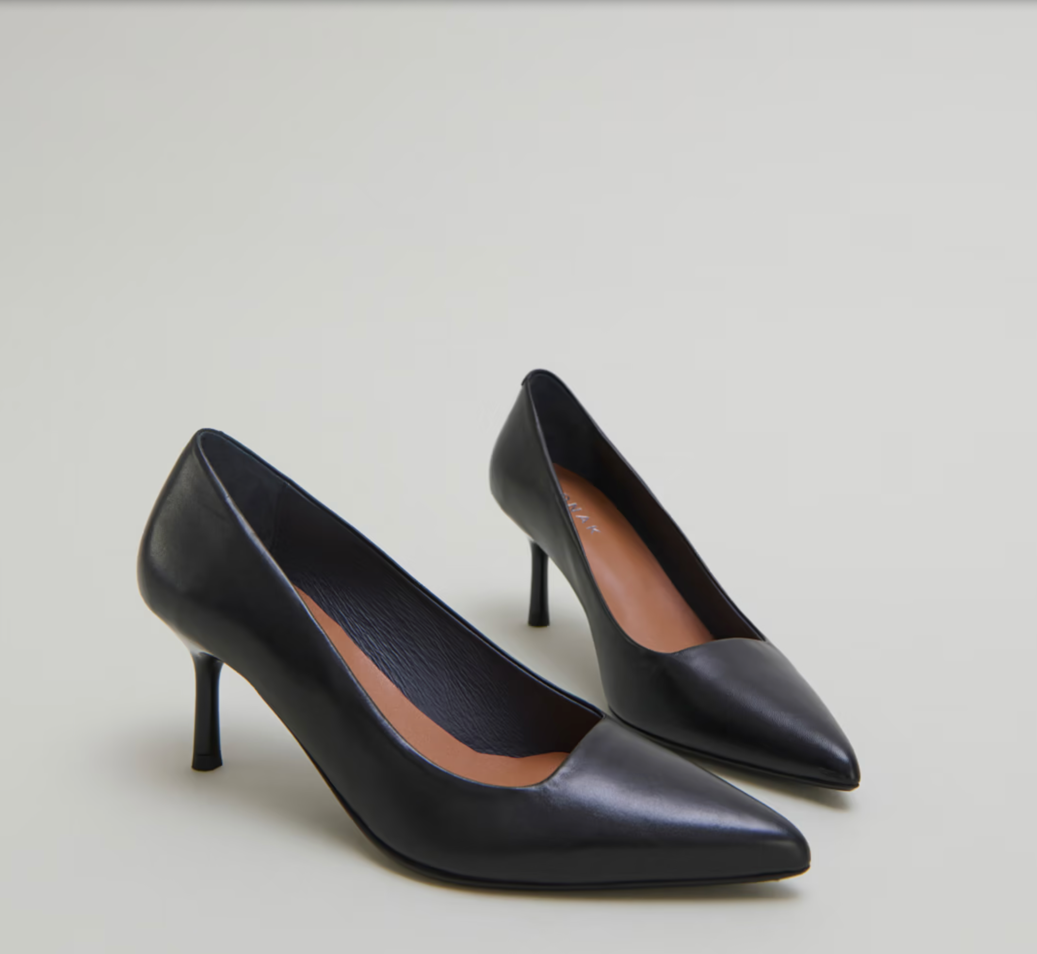 Escarpins à bouts pointus